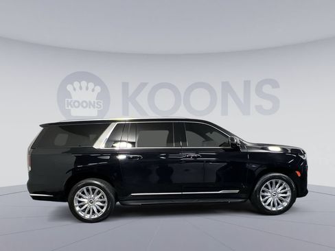 Used 2023 Cadillac Escalade ESV Premium Luxury AWD/4WD image 12