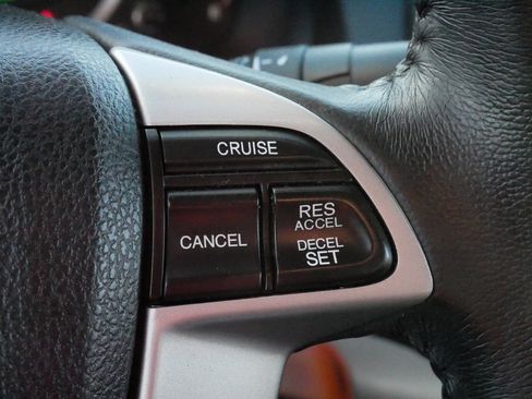 Used 2010 Honda Accord EX-L image 25