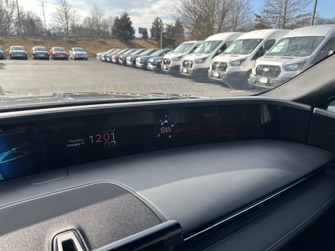 Used 2024 Lincoln Nautilus Premier w/ Equipment Group 102A image 14