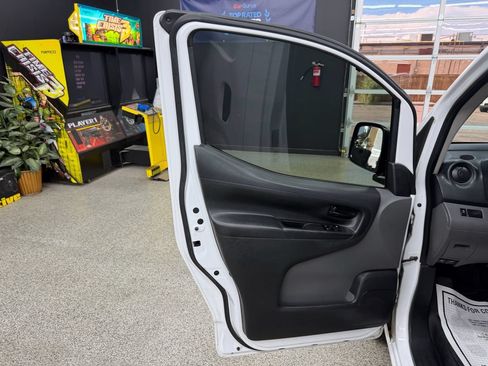 Used 2021 Nissan NV200 S w/ Back Door Glass Package FWD image 9