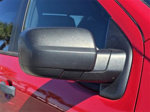 Used 2021 Nissan Titan PRO-4X w/ Pro-4x Utility Package image 13