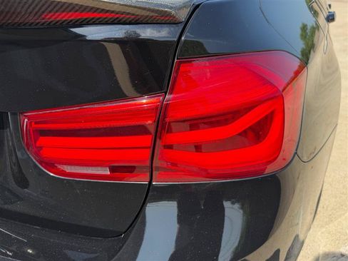 Used 2017 BMW 340i Sedan RWD image 17