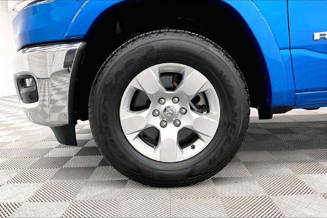 Used 2025 RAM 1500 Big Horn AWD/4WD image 10