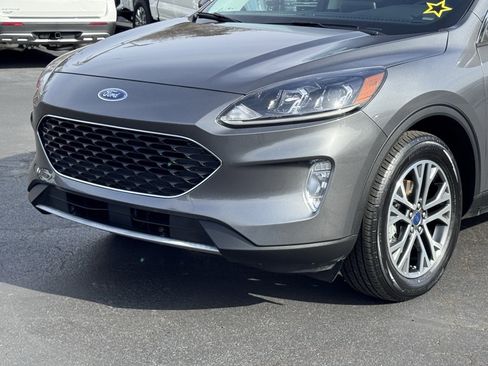 Used 2022 Ford Escape SEL image 35