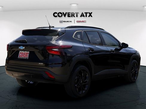 Used 2024 Chevrolet Trax RS w/ Driver Confidence Package image 7