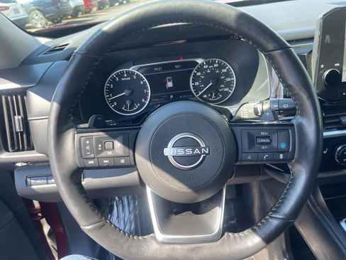 Certified 2023 Nissan Pathfinder SL AWD/4WD image 12