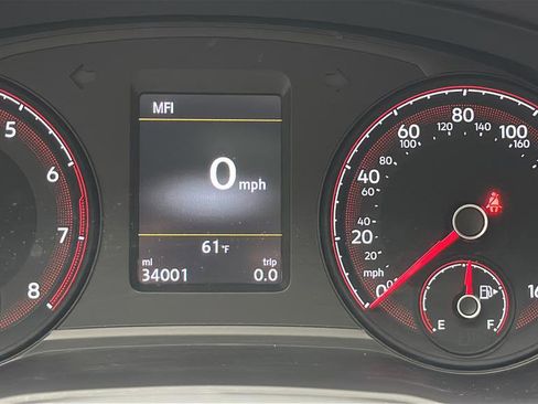 Used 2022 Volkswagen Passat 2.0T SE FWD image 17