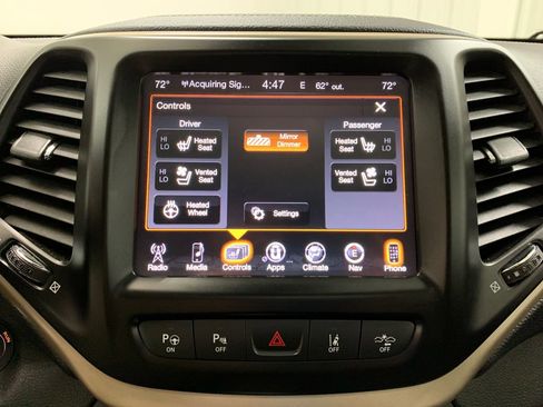 Used 2014 Jeep Cherokee Limited w/ Technology Group image 26