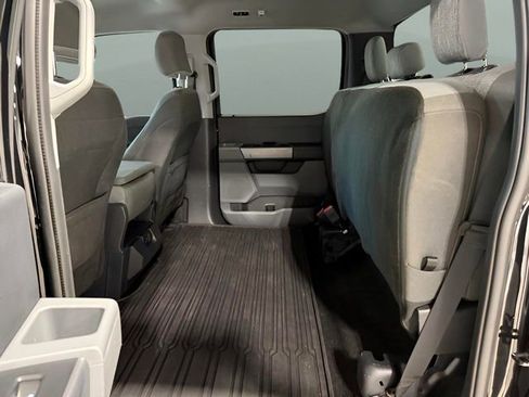 Used 2022 Ford F150 XLT image 30