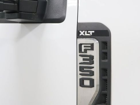 Used 2024 Ford F350 XLT AWD/4WD image 24