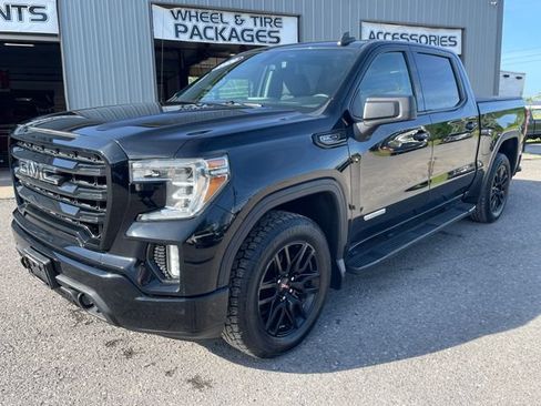 Used 2020 GMC Sierra 1500 Elevation w/ Elevation Value Package AWD/4WD image 3