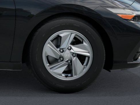 New 2026 Hyundai Elantra SE image 8