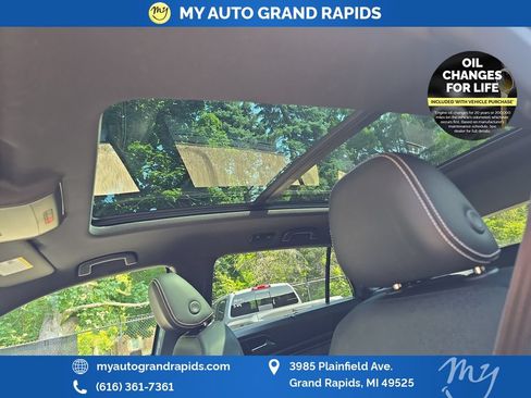 Used 2022 Volkswagen Atlas Cross Sport SEL Premium R-Line AWD/4WD image 22