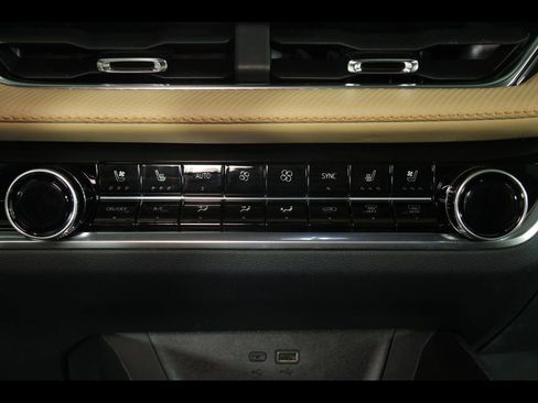 New 2026 Chevrolet Equinox ACTIV w/ Convenience Package III image 21