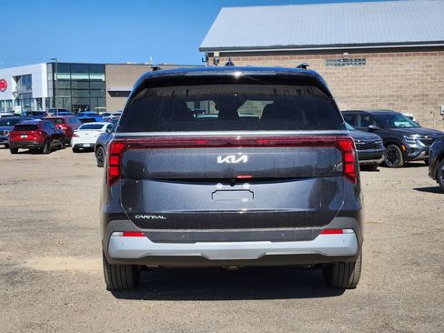 New 2026 Kia Carnival EX image 12