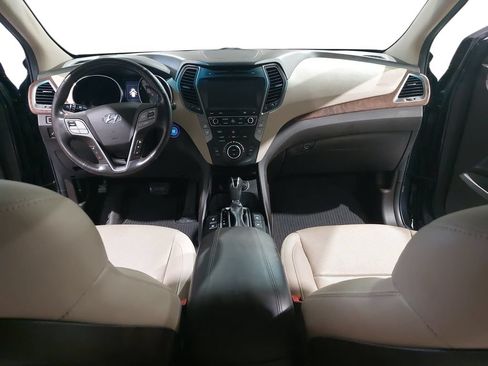 Used 2018 Hyundai Santa Fe Sport w/ 2.4L Tech Package 04 FWD image 9