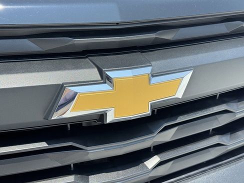 New 2025 Chevrolet Colorado W/T w/ WT Custom Package image 8