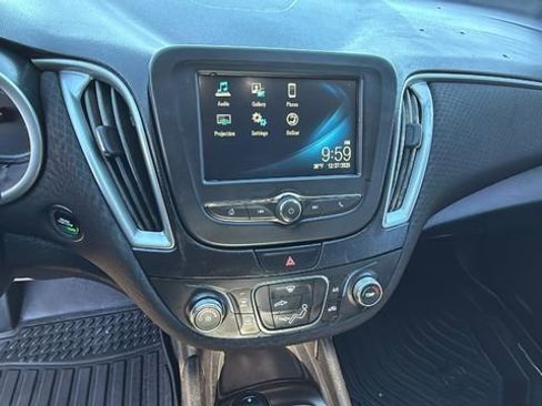 Used 2017 Chevrolet Malibu LS w/ LPO, Convenience Package 2 image 15