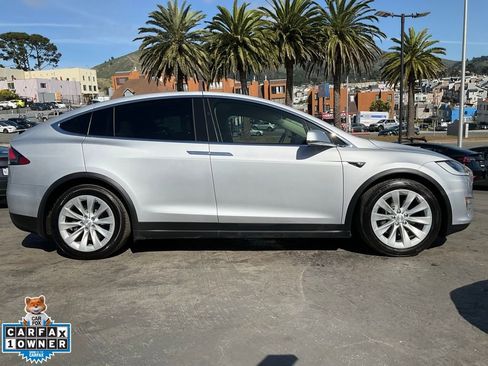 Used 2016 Tesla Model X 75D AWD/4WD image 3