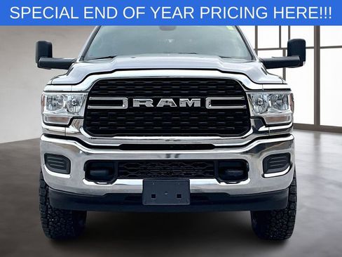 Used 2022 RAM 3500 Big Horn image 2