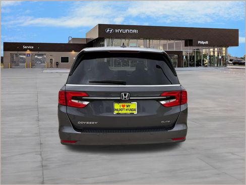 Used 2022 Honda Odyssey Elite image 10