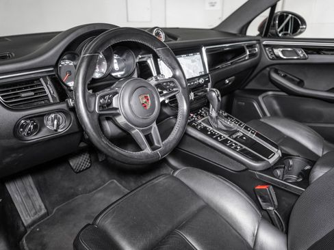 Used 2021 Porsche Macan S image 17