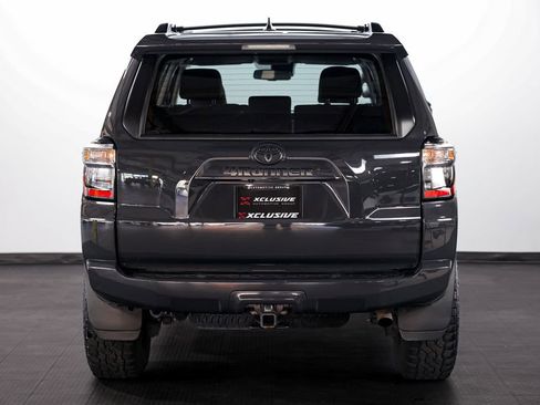 Used 2024 Toyota 4Runner SR5 Premium w/ SR5 Premium Package image 17