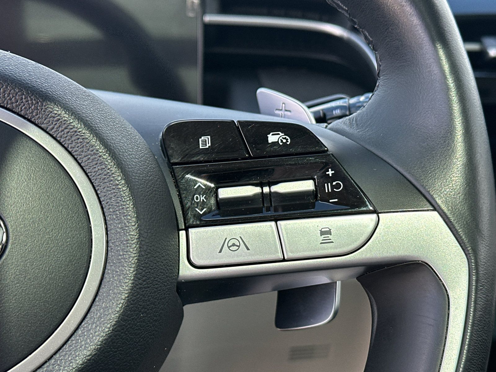 Used 2022 Hyundai Tucson Limited FWD image 19