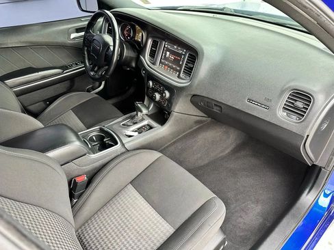 Used 2019 Dodge Charger Scat Pack RWD image 15