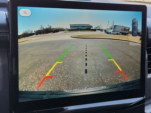 Used 2022 Ford Expedition Max XLT image 17