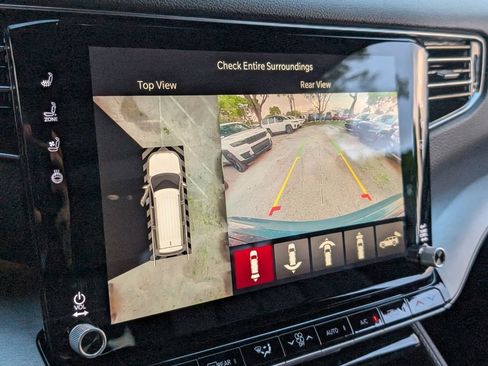 New 2026 Jeep Grand Wagoneer 4WD image 17