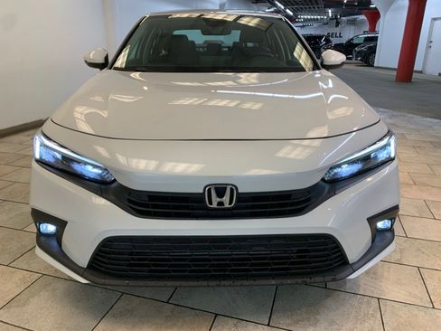 Used 2024 Honda Civic Touring image 5