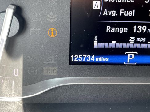 Used 2017 Honda Pilot EX-L image 14