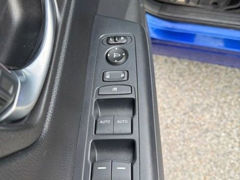 Used 2025 Honda CR-V EX image 20