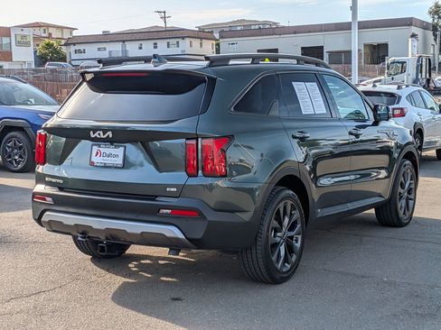 Used 2023 Kia Sorento SX Prestige AWD/4WD image 4