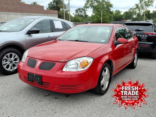 Used 2009 Pontiac G5 w/ My Link Package FWD image 1