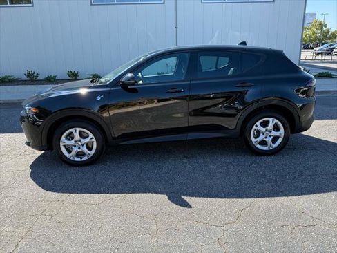 Certified 2025 Dodge Hornet GT w/ Cold Weather Group image 6