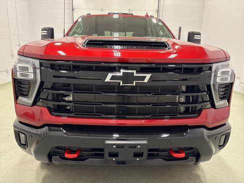 Used 2025 Chevrolet Silverado 3500 LTZ w/ Trail Boss Package AWD/4WD image 10