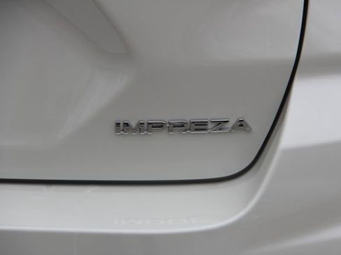 Certified 2025 Subaru Impreza 2.0i image 10