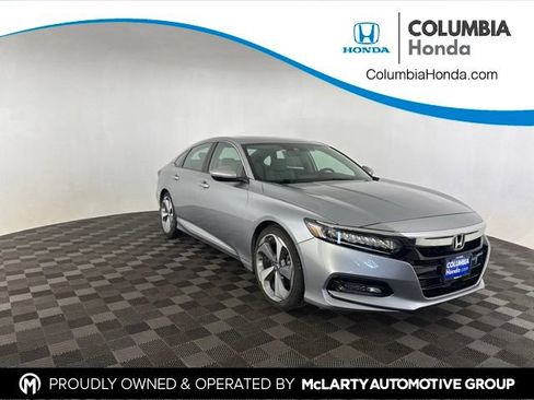 Used 2018 Honda Accord Touring image 1