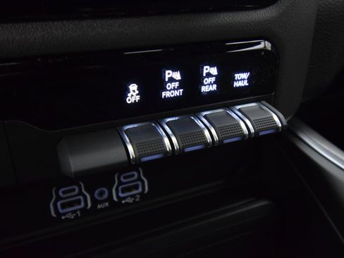 New 2026 RAM 1500 Big Horn w/ Night Edition AWD/4WD image 22