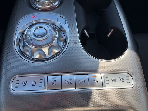 Used 2025 Genesis GV60 Advanced image 11