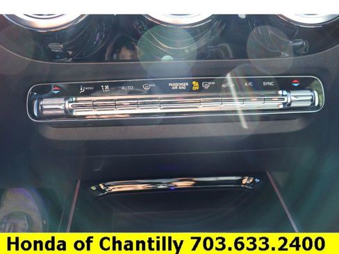 Used 2023 Mercedes-Benz GLA 250 image 11