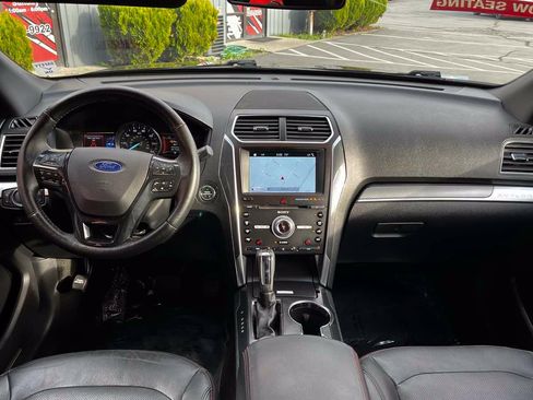 Used 2017 Ford Explorer Sport AWD/4WD image 8