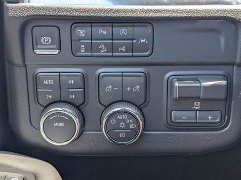 New 2026 Chevrolet Suburban Z71 w/ Comfort Package AWD/4WD image 22