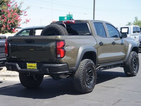 Used 2025 Chevrolet Colorado ZR2 w/ ZR2 Bison Edition AWD/4WD image 6