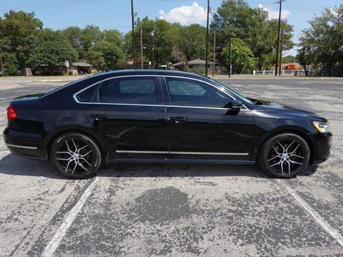 Used 2016 Volkswagen Passat 1.8T SE FWD image 8