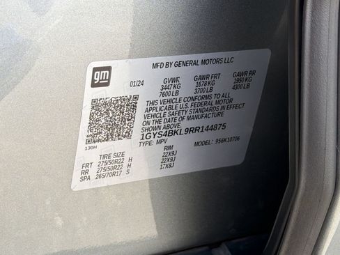 Certified 2024 Cadillac Escalade Premium Luxury w/ LPO, Floor Liner Package AWD/4WD image 24