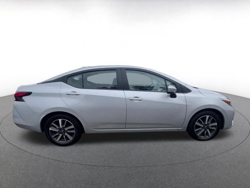 Used 2025 Nissan Versa SV FWD image 17