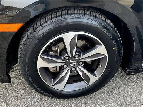 Used 2018 Honda Odyssey Touring image 8